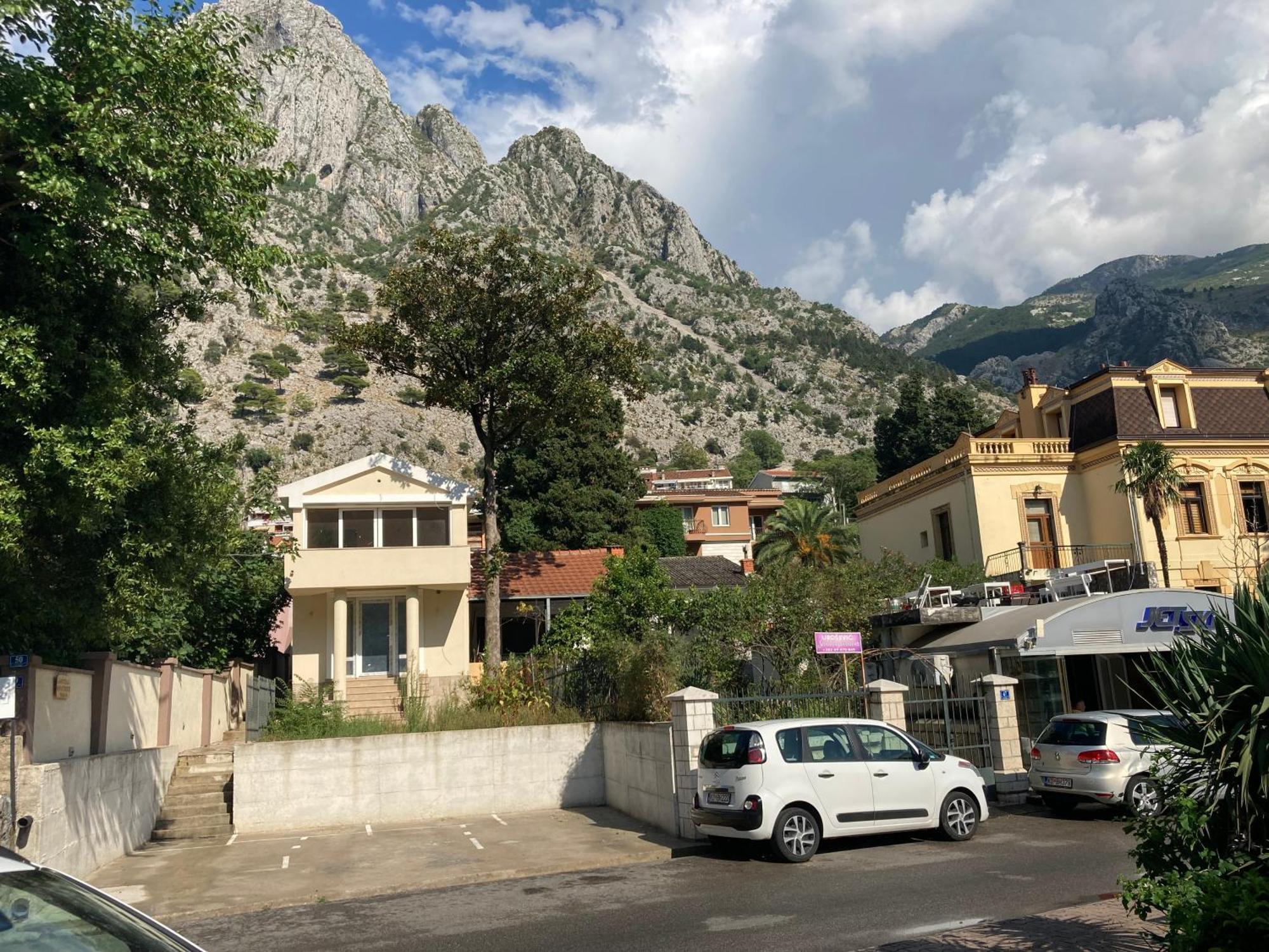 Bay Mola Home Kotor Ngoại thất bức ảnh